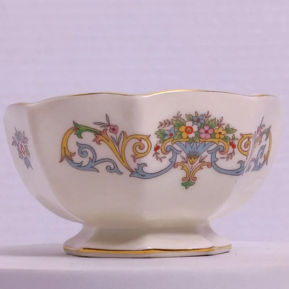 1960s Aynsley China Ltd. 